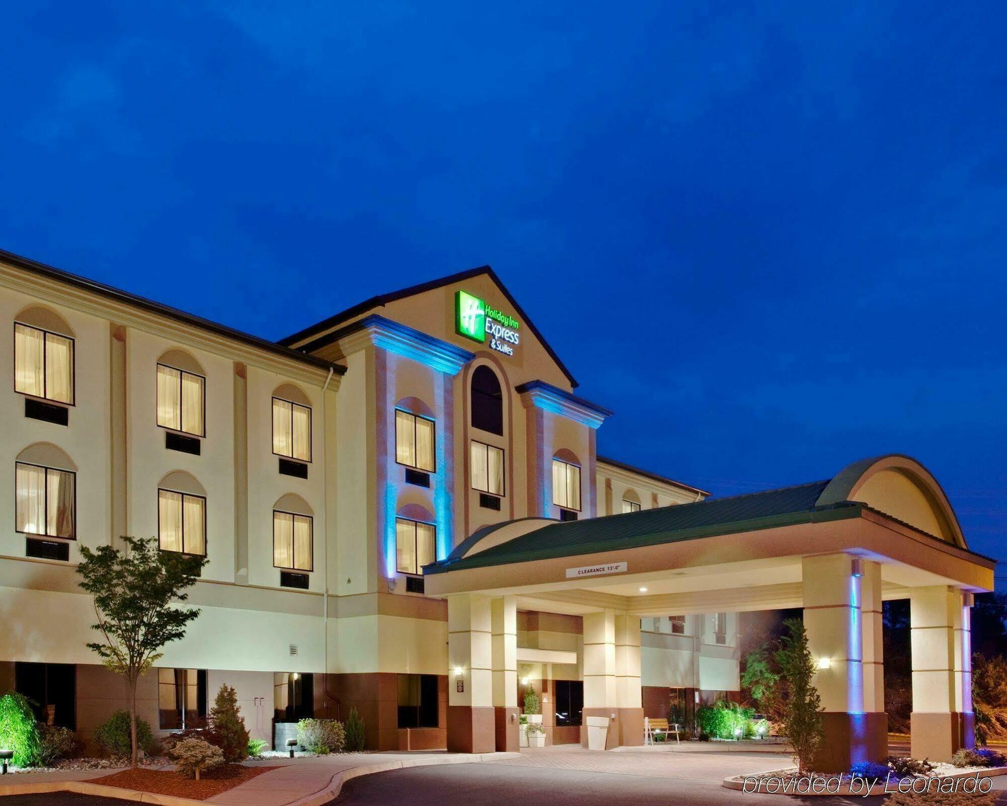Holiday Inn Express Hotel & Suites Newton Sparta, An Ihg Hotel Экстерьер фото